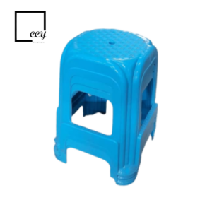 PLASTIC CHAIR